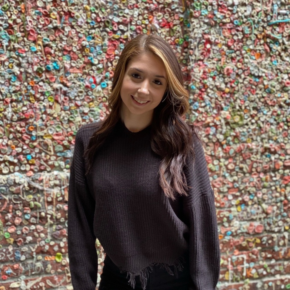 Meet your Posher, Danielle